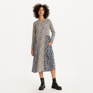 Levi’s Roman Floral Prairie Dress Cottagecore